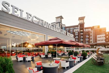SELECTUM LUXURY RESORT Bars